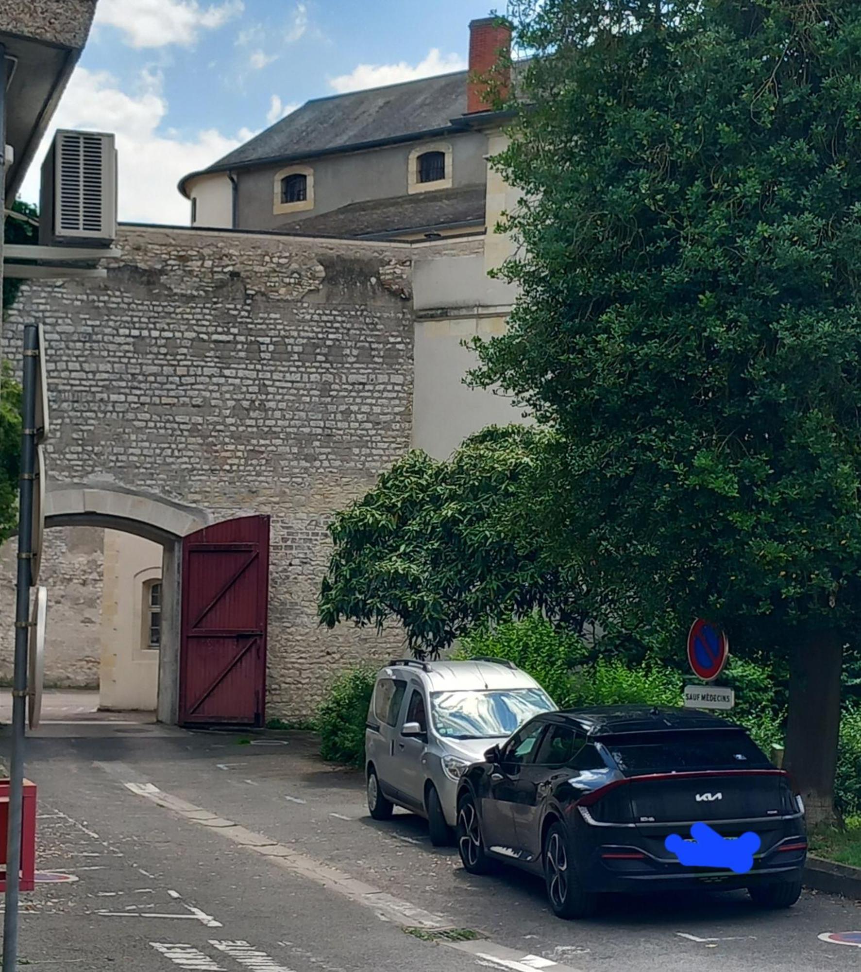 Апартаменти Jls'Tudios " U Sognu" Cosne-Cours-Sur-Loire Екстер'єр фото
